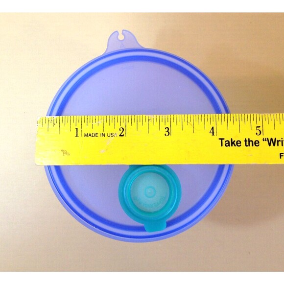 Vintage Tupperware Pour Spout 16oz/500ml Measuring Shaker Pitcher 1493-16 - Picture 8 of 8